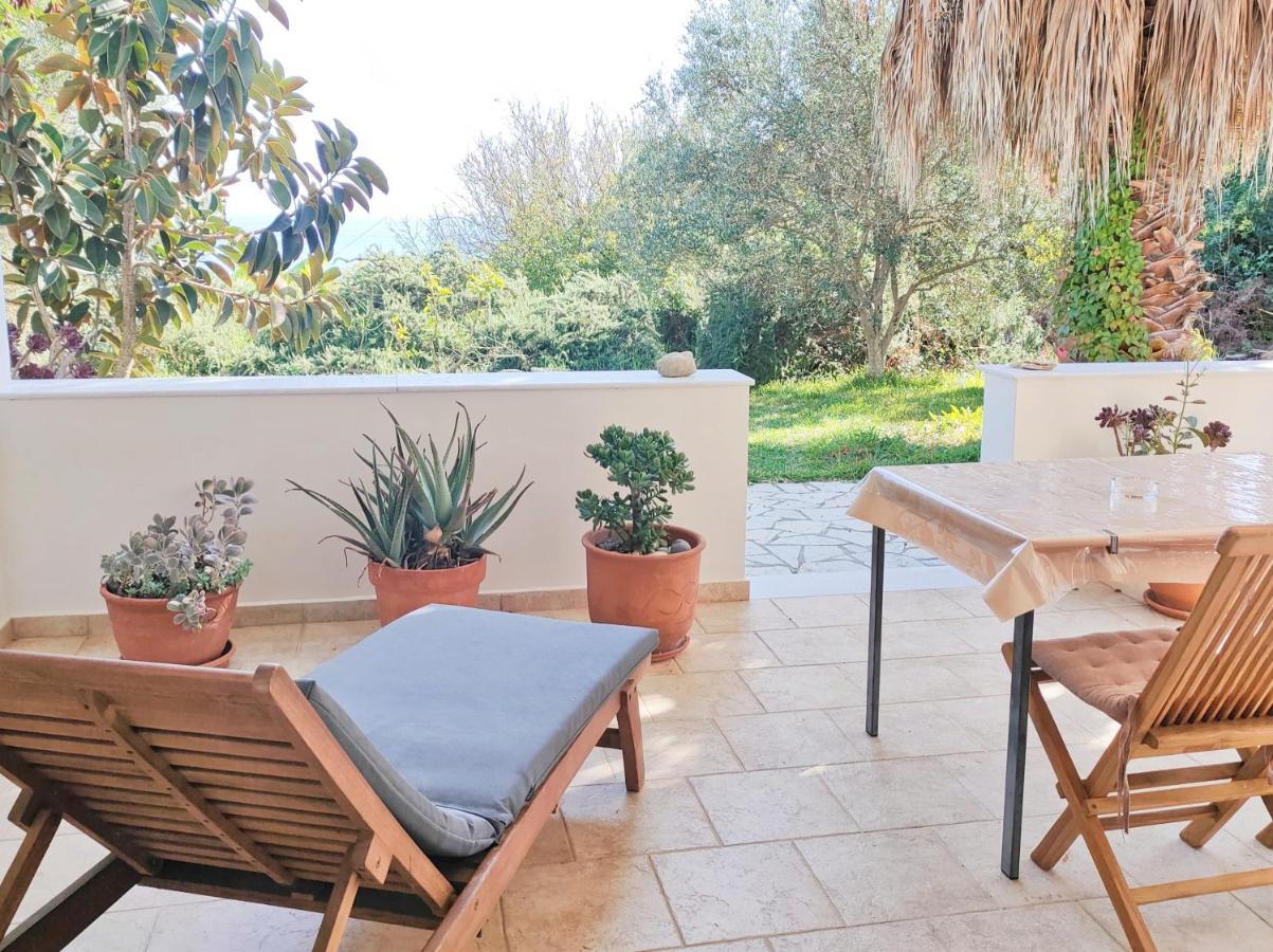 Kalamies - Secluded Beach Apartments Skala  외부 사진